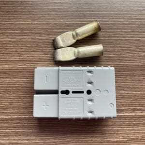 Jack cắm bình điện