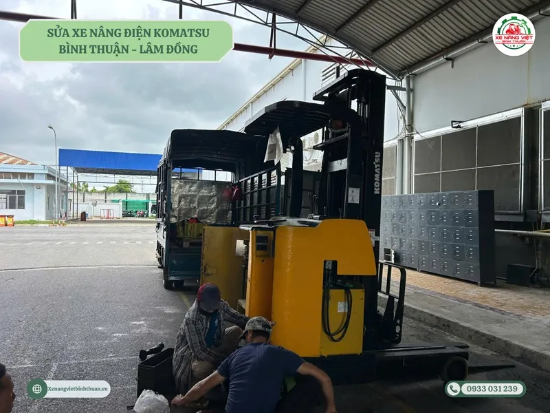 Sửa xe nâng điện Komatsu