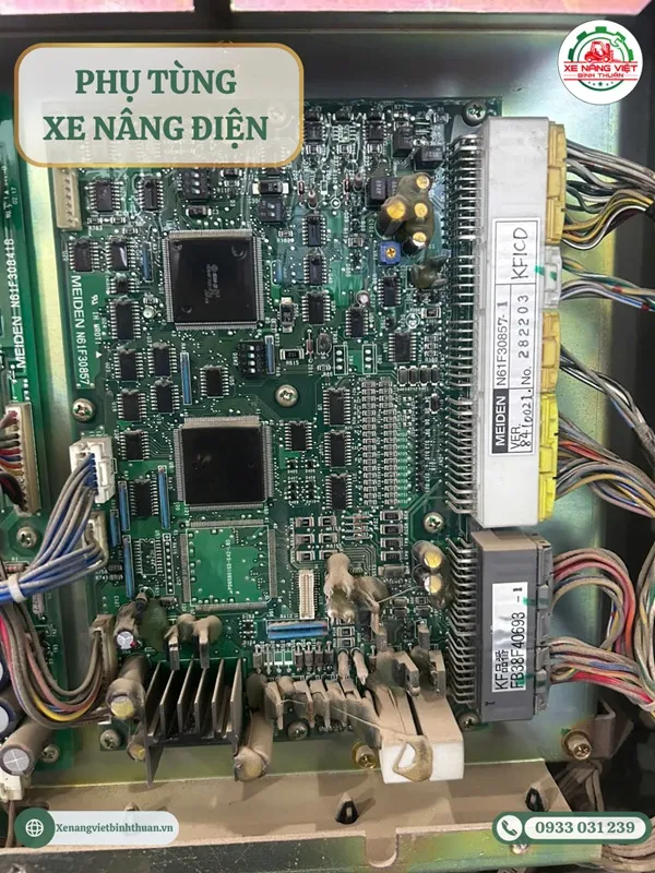 Hệ thống điều khiển xe nâng