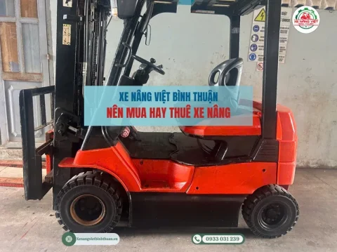 nen mua hay thue xe nang