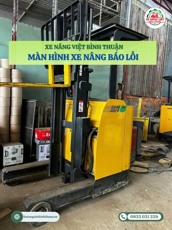 man hinh xe nang bao loi